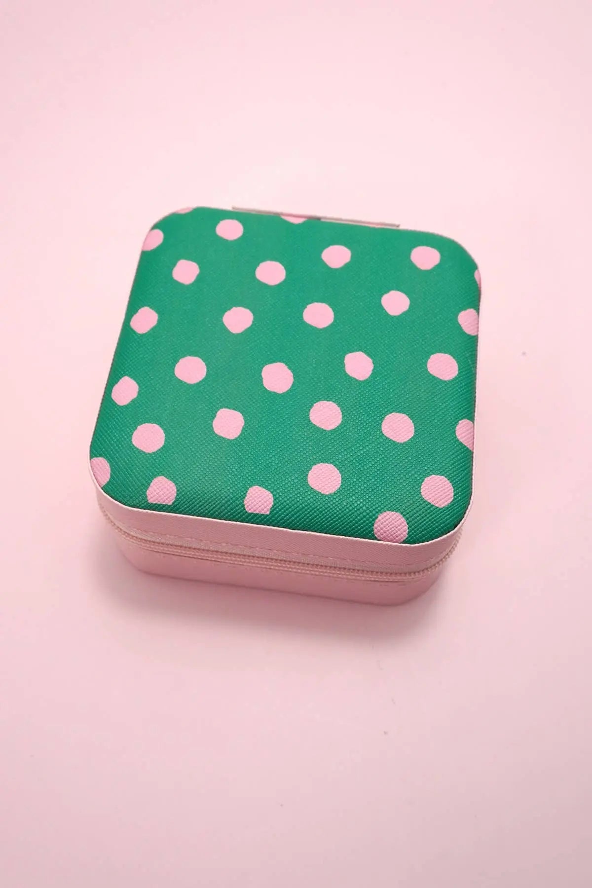 DESIGNED JEWELRY ORGANIZER TRAVEL BOX CASE | 40P566 JOSSLYN by wall to wall