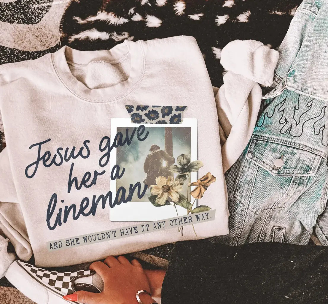 Jesus Gave Her A Lineman brandedbybarta