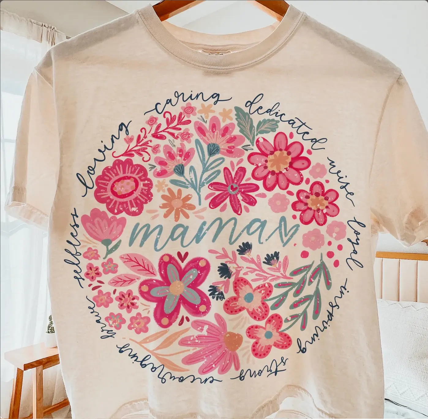 Mama flowers loving caring - Branded By Barta