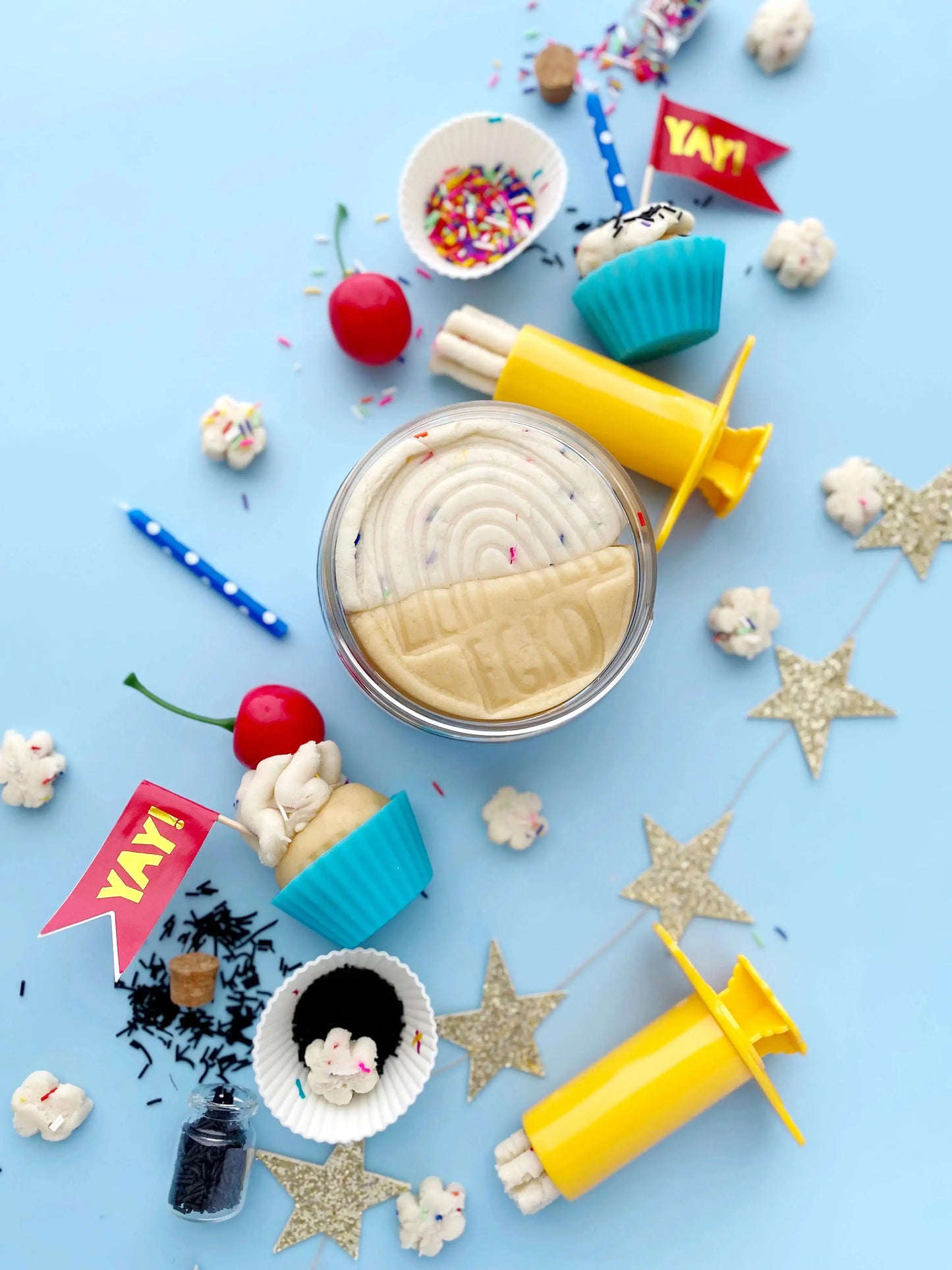 Cupcake KidDough Play Kit Earth Grown KidDoughs (KidDoughs by EGKD)