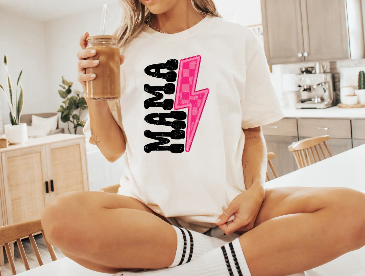 Mama lightning bolt pink - Branded By Barta