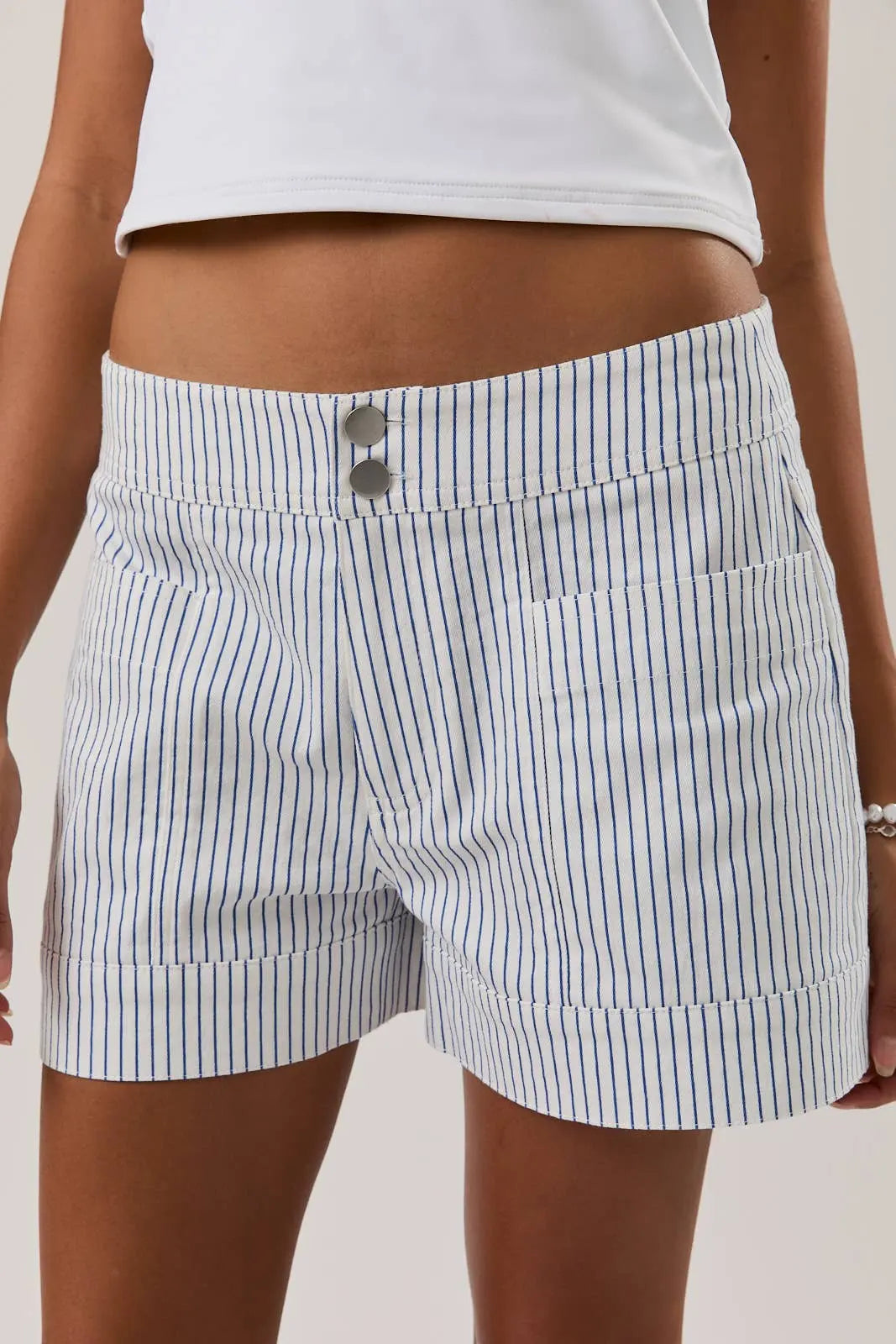 MID RISE STRIPE SHORTS LE LIS