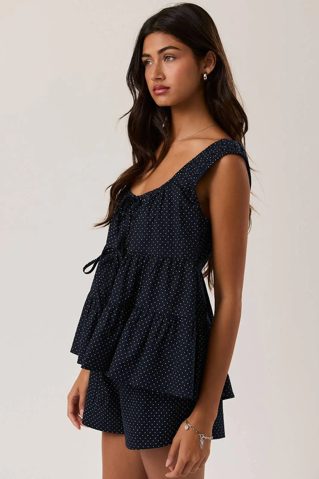 FRONT TIE TIERED SLEEVELESS TOP LE LIS