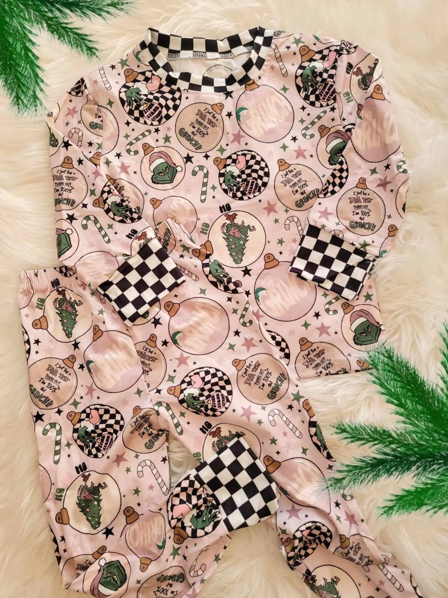 Kids Christmas 2 Pc Pajamas - Pink Grinch Ornament Balls Rufflеѕ & Bоwtіеѕ - Affordable Boys & Girls Clothing