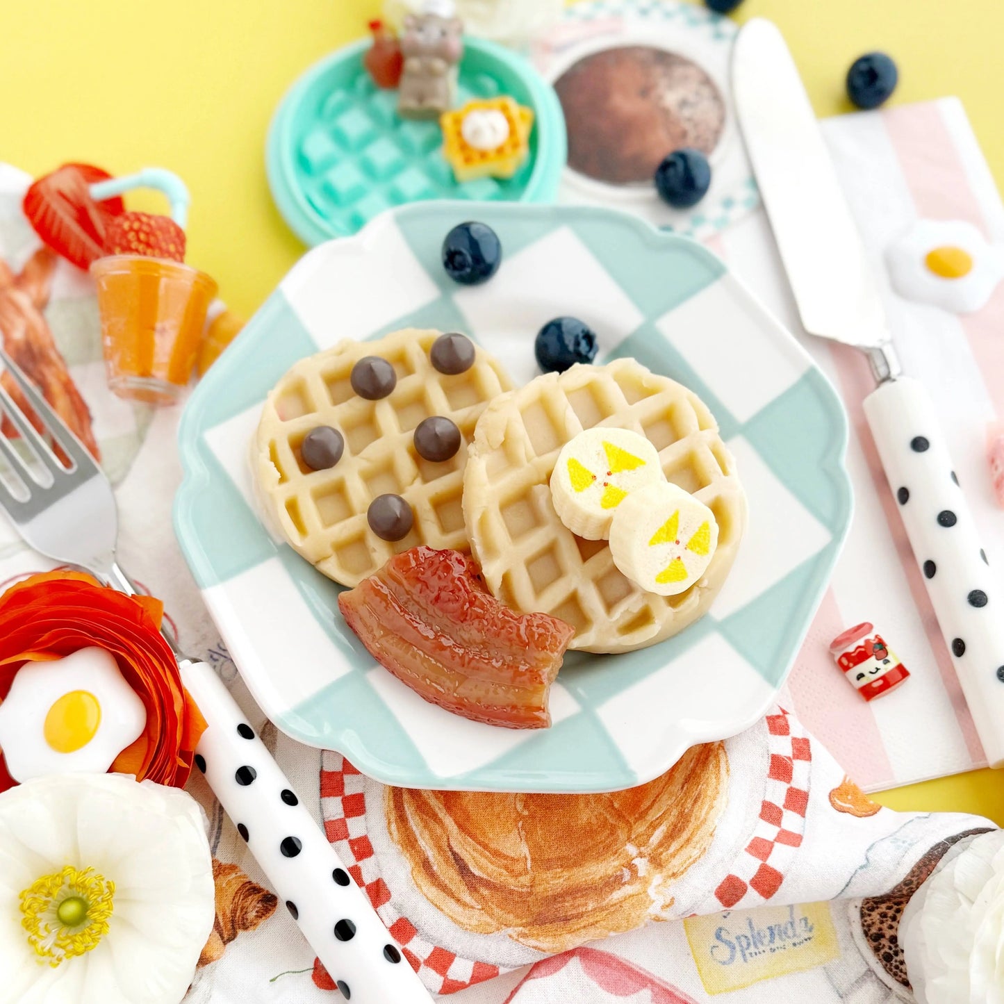 Sunny Side Diner KidDough Play Kit Earth Grown KidDoughs (KidDoughs by EGKD)