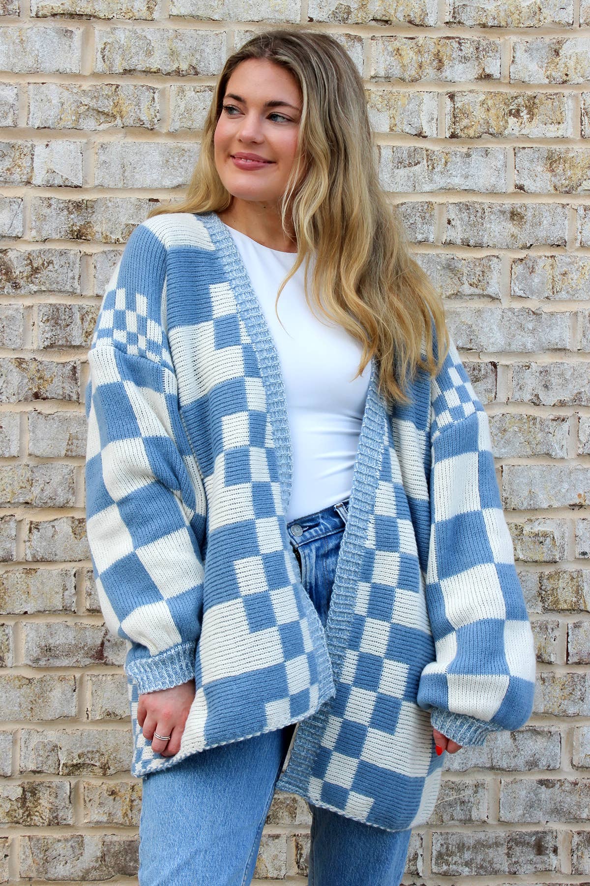Flora Oversized Checkered Cardigan/Sweater JNC RT (Jen & Co. Outlet)