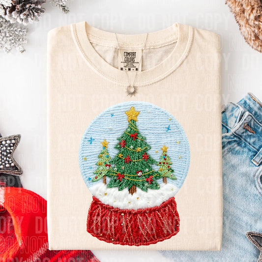 Yarn Snowglobe Tree (Copy) brandedbybarta