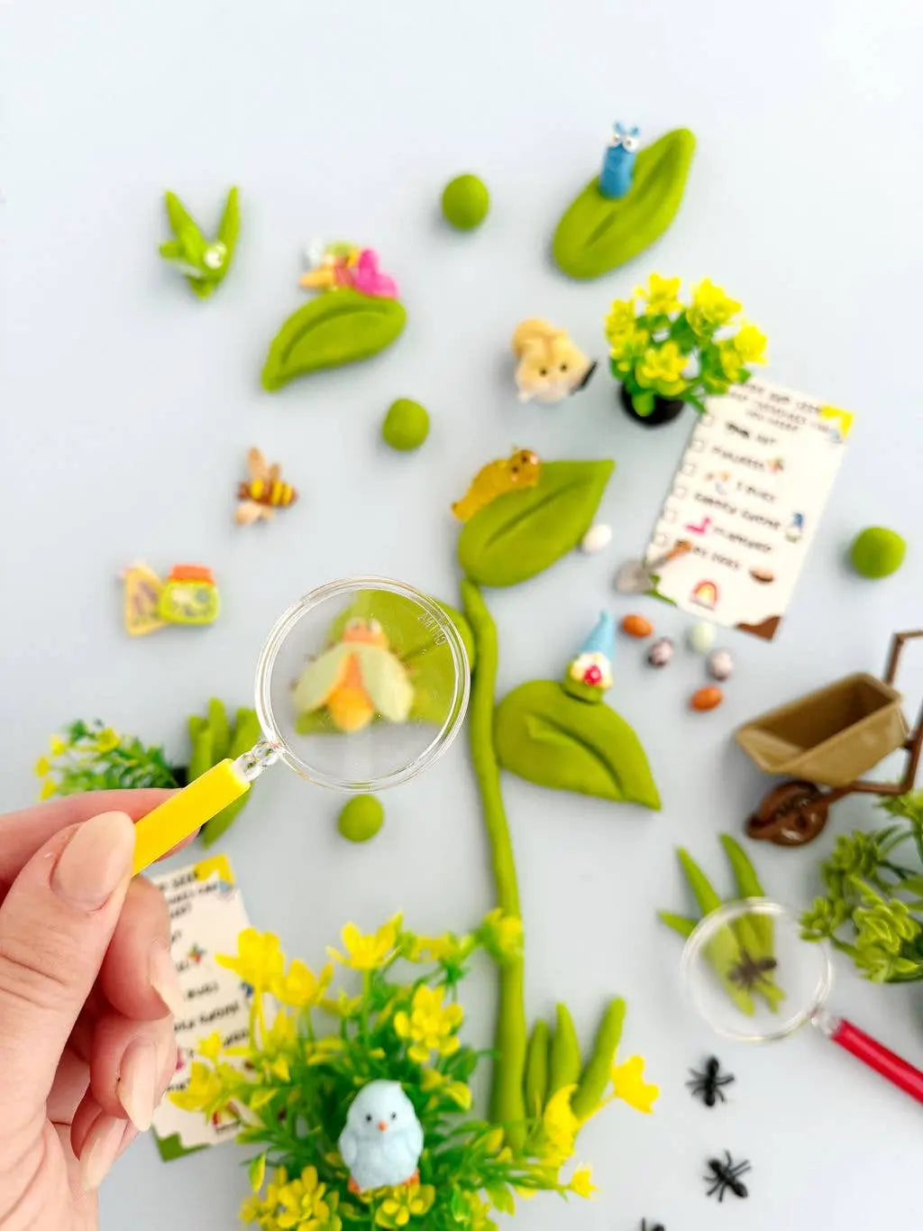 Backyard Bug Seek 'n Find KidDough Play Kit Earth Grown KidDoughs (KidDoughs by EGKD)
