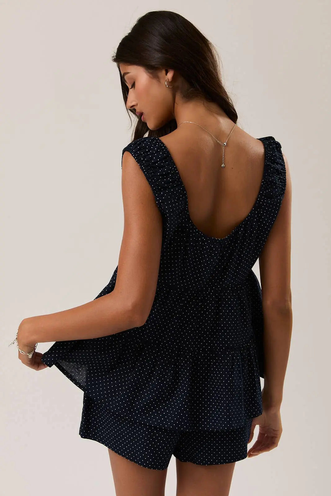 FRONT TIE TIERED SLEEVELESS TOP LE LIS