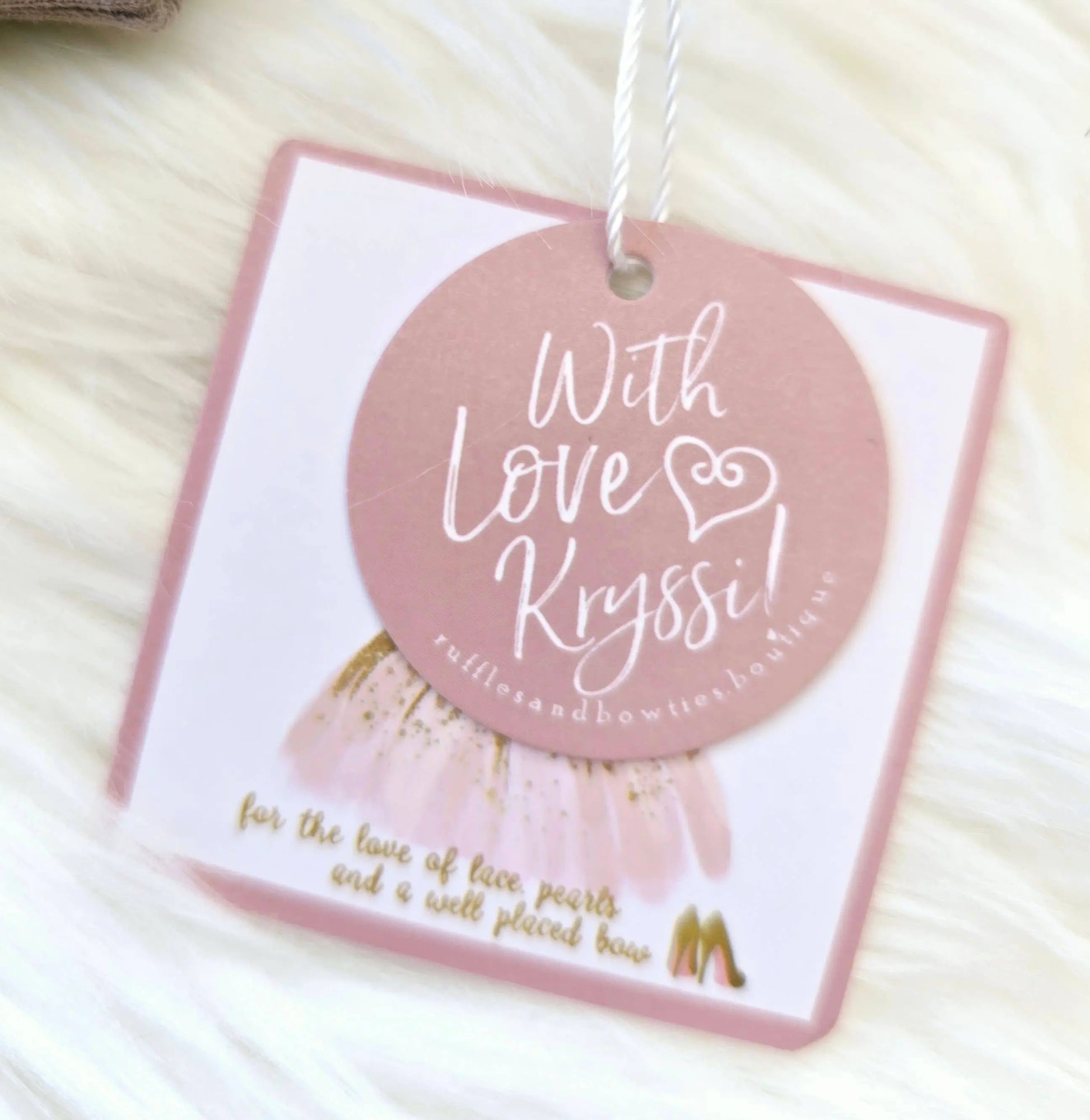 Kids Christmas 2 Pc Pajamas - Pink Grinch Ornament Balls Rufflеѕ & Bоwtіеѕ - Affordable Boys & Girls Clothing