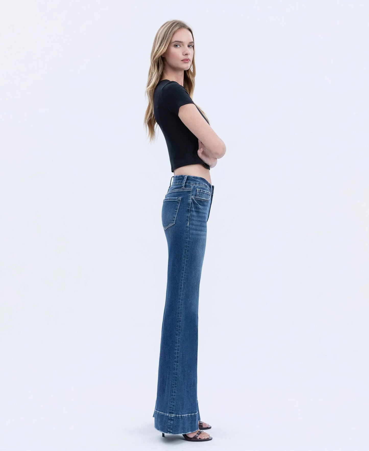 HIGH RISE SEAMLESS WB TROUSER HEM EASY FLARE JEANS T6882 VERVET by FLYING MONKEY