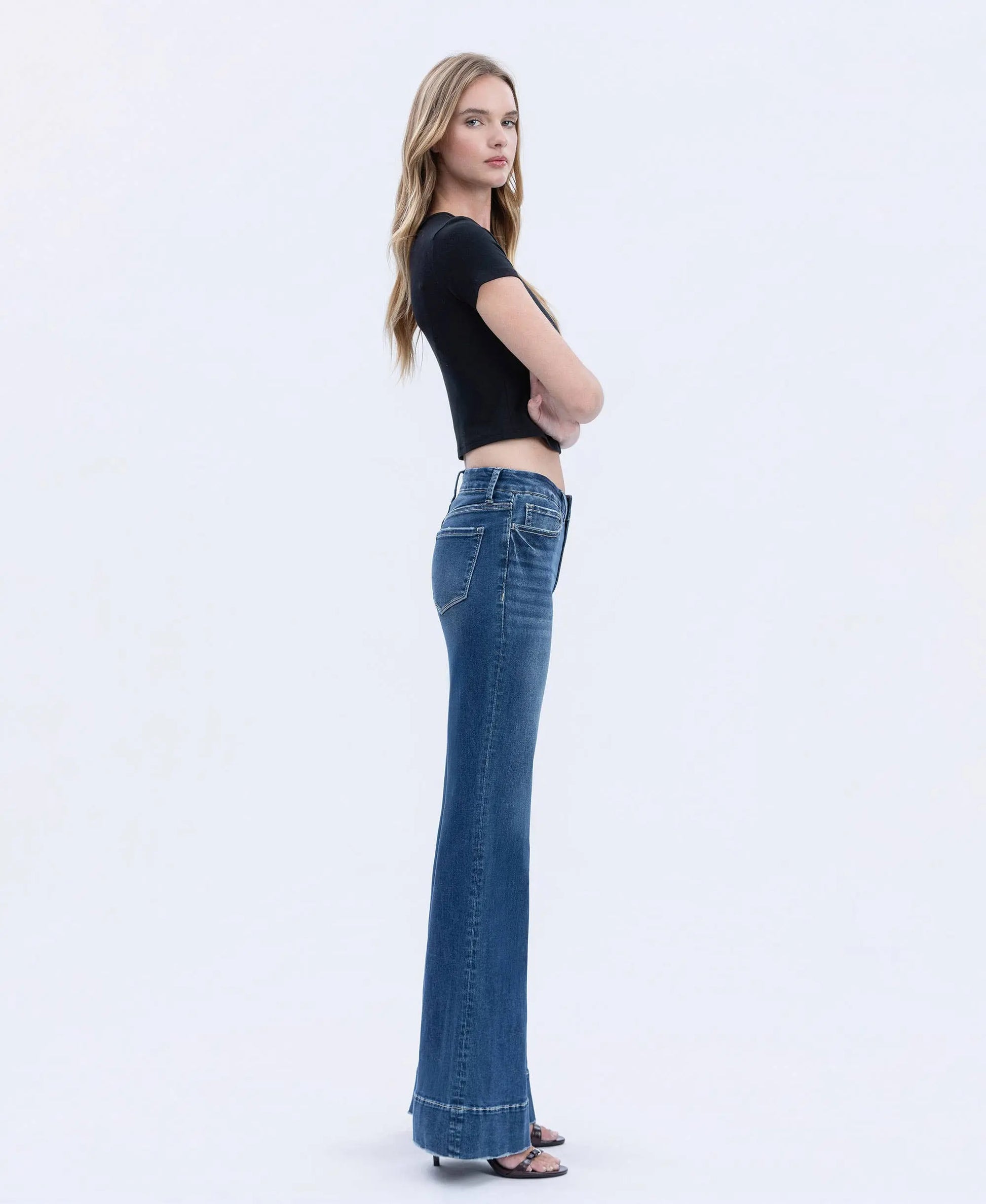 HIGH RISE SEAMLESS WB TROUSER HEM EASY FLARE JEANS T6882 VERVET by FLYING MONKEY