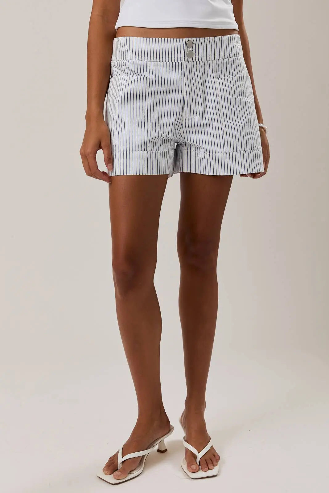 MID RISE STRIPE SHORTS LE LIS