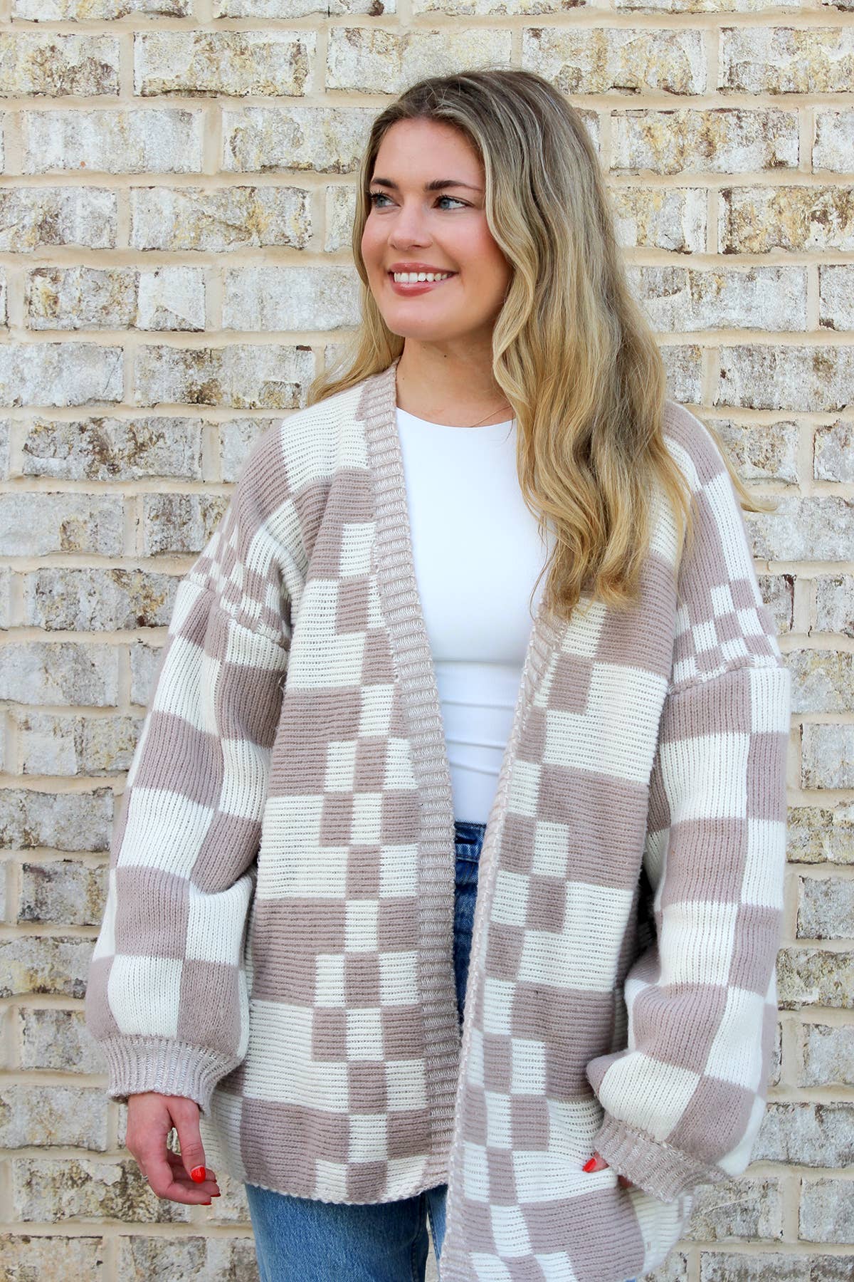Flora Oversized Checkered Cardigan/Sweater JNC RT (Jen & Co. Outlet)