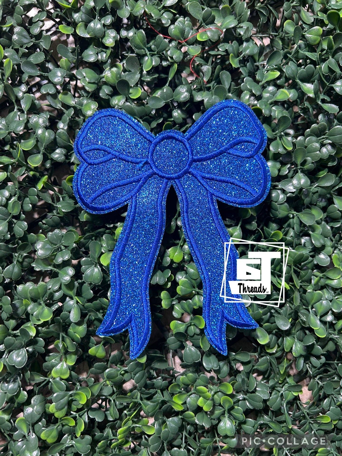 Glitter Bows(Set of 2) ....Patches Only 6j Threads LLC