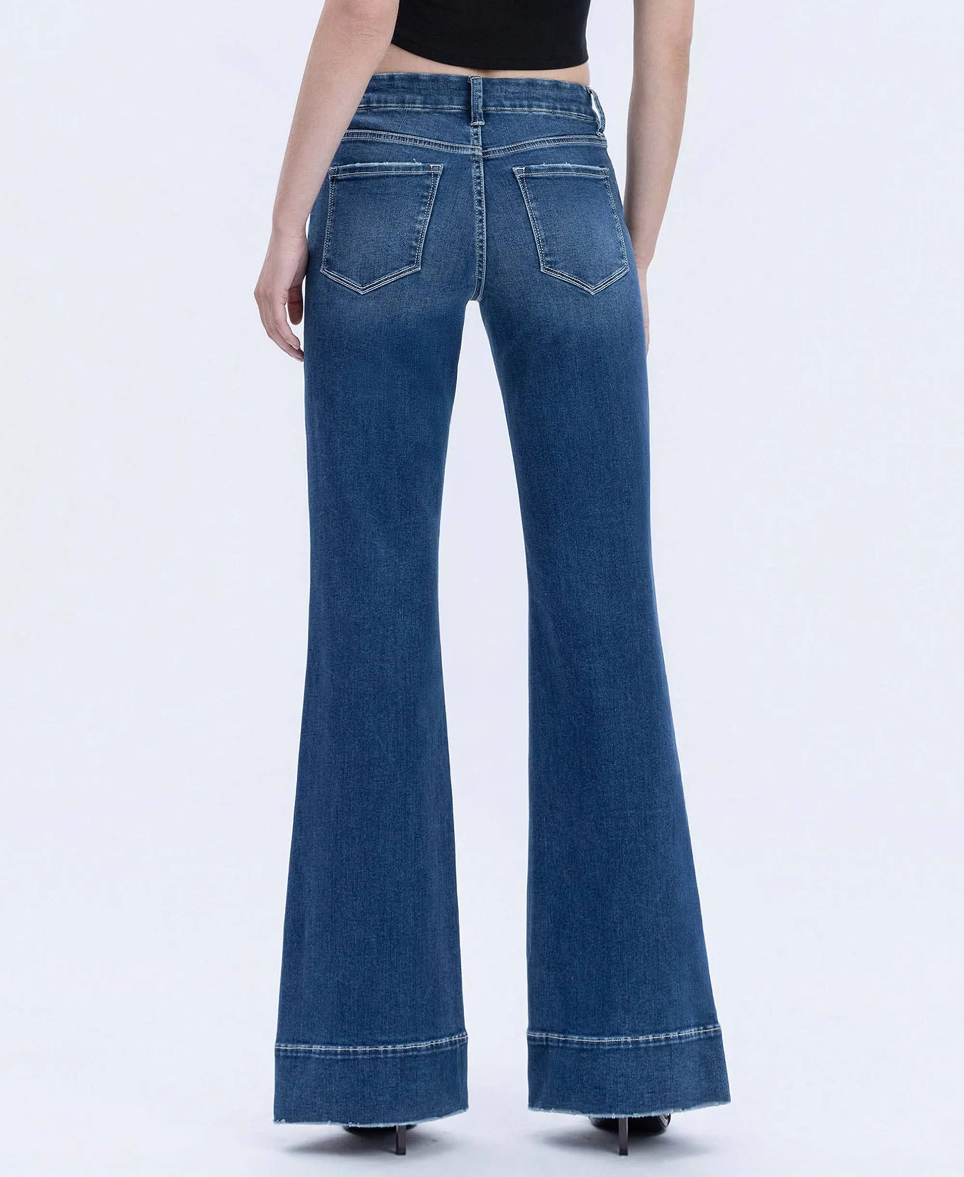 HIGH RISE SEAMLESS WB TROUSER HEM EASY FLARE JEANS T6882 VERVET by FLYING MONKEY