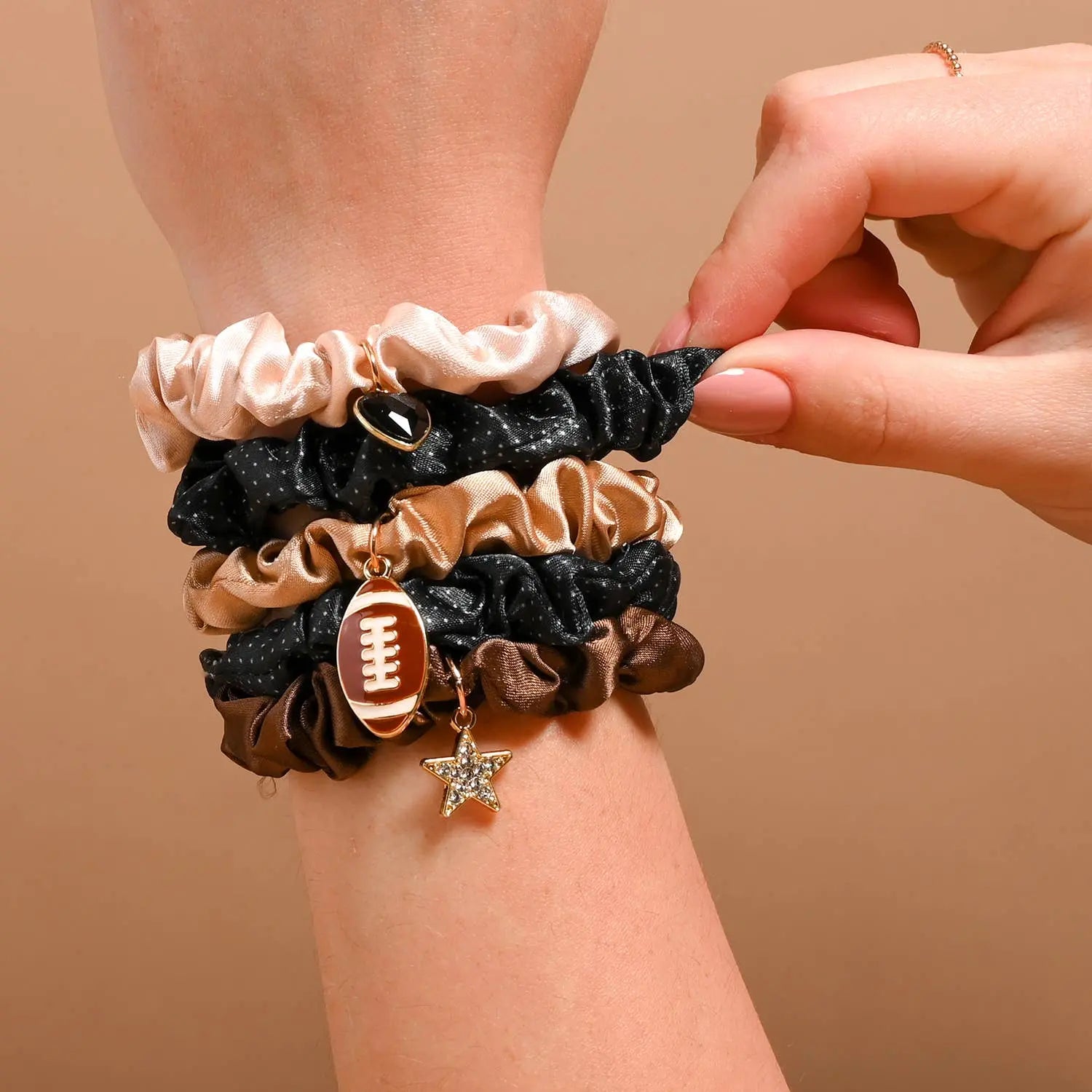 Scrunchie Charm Set-Tailgate Season The Darling Effect