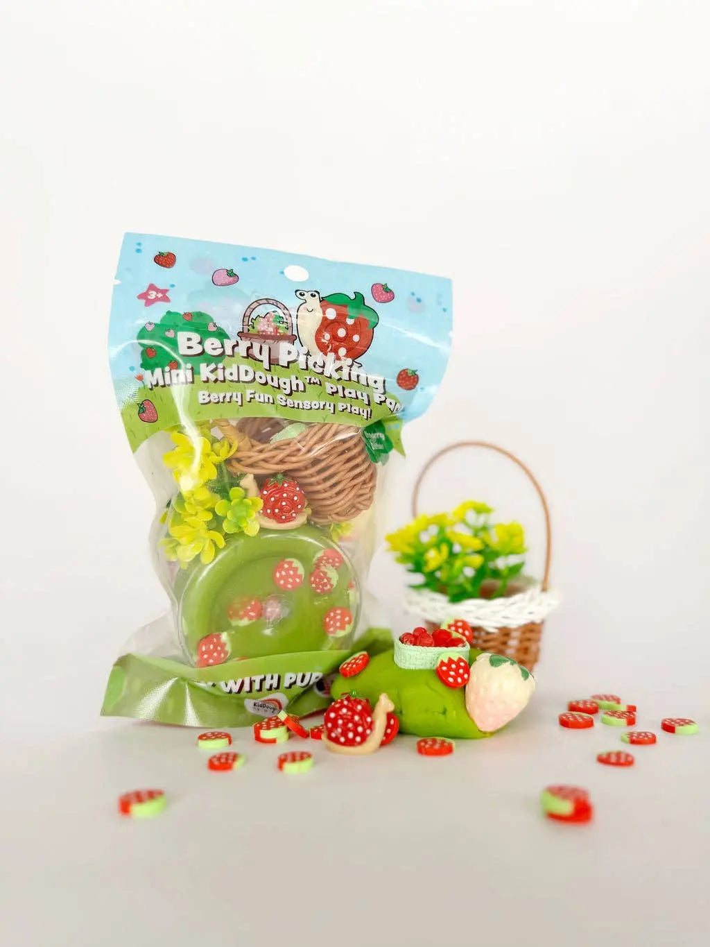 Berry Picking Mini Play Pack Earth Grown KidDoughs (KidDoughs by EGKD)