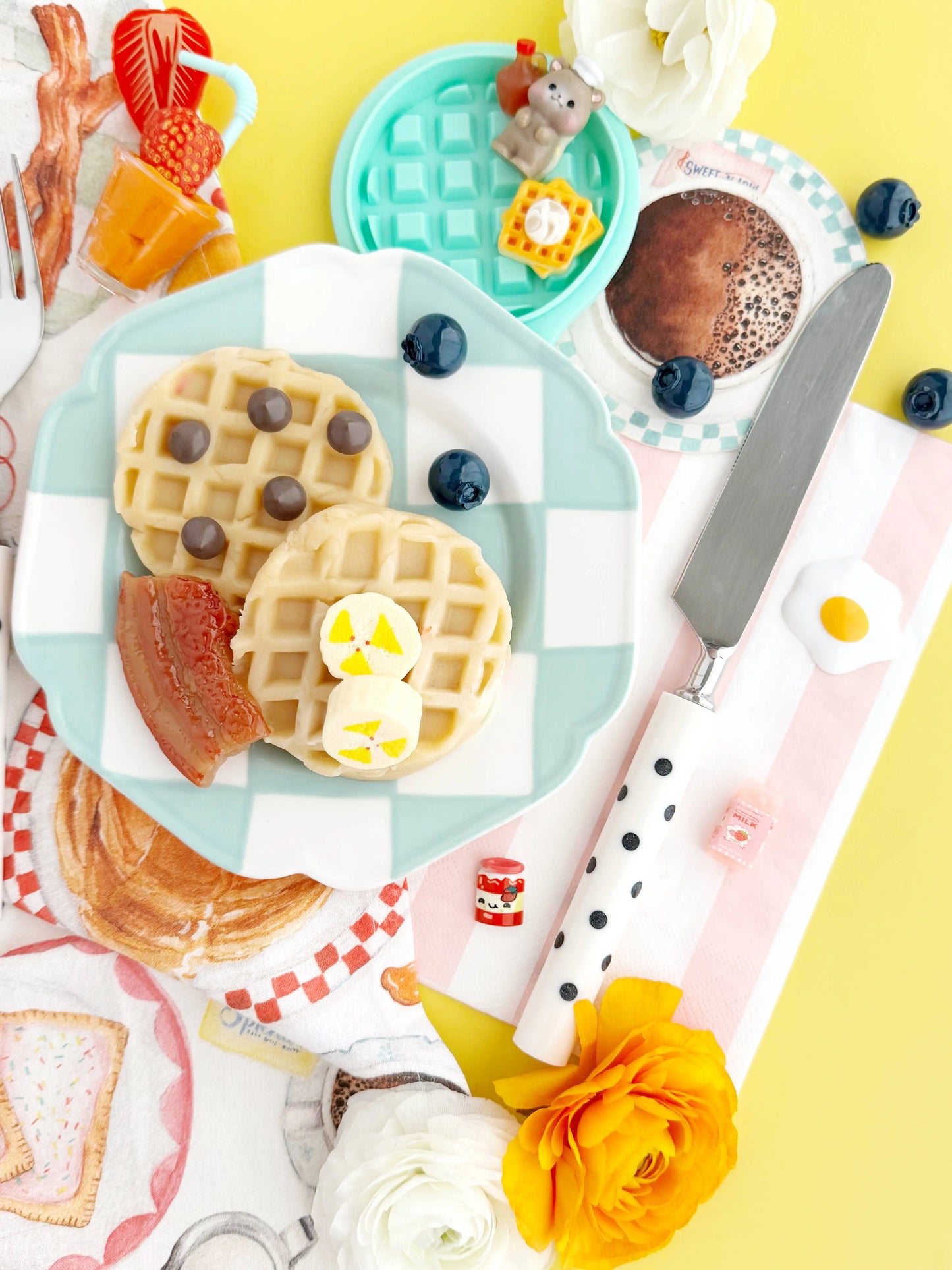 Sunny Side Diner KidDough Play Kit Earth Grown KidDoughs (KidDoughs by EGKD)