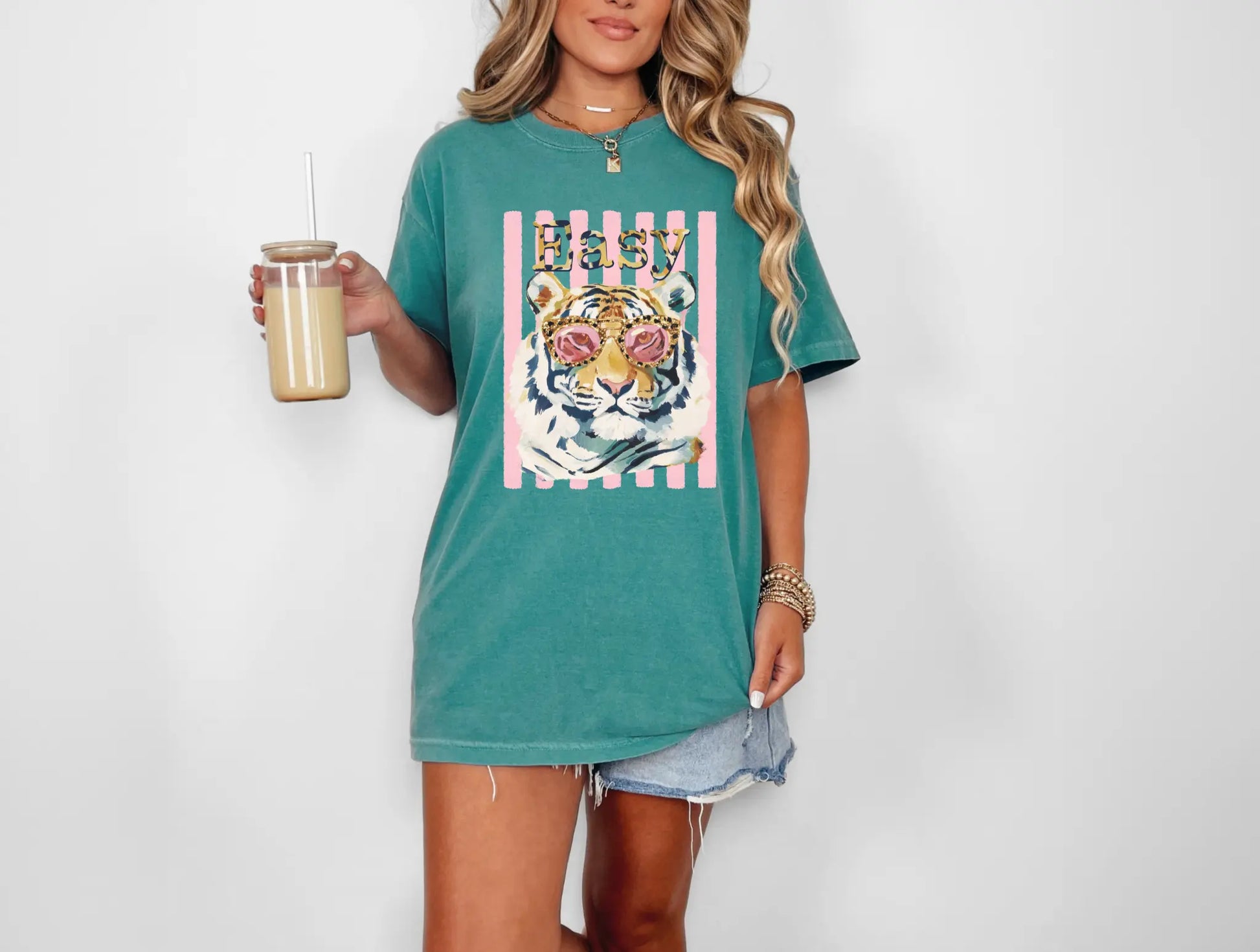 Teacher Essentials Iced Coffee & Apple brandedbybarta