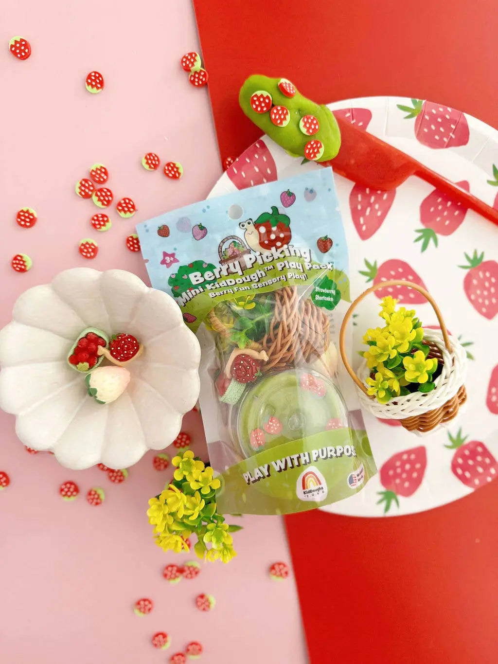 Berry Picking Mini Play Pack Earth Grown KidDoughs (KidDoughs by EGKD)