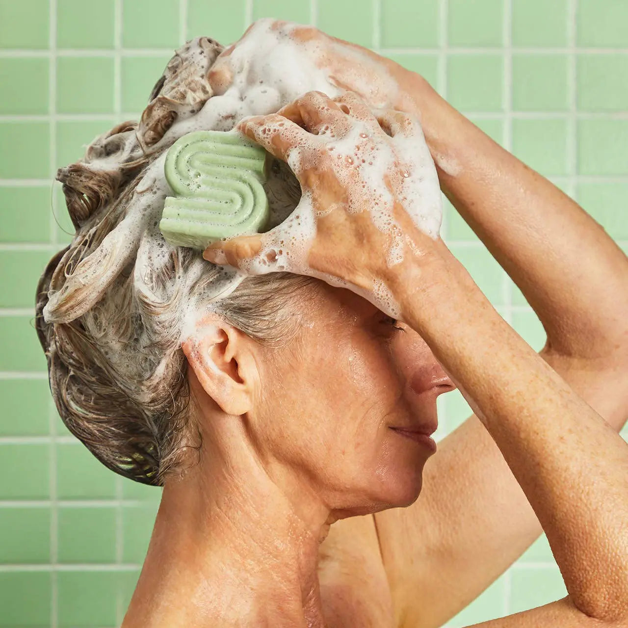 Tea Tree & Mint Clarifying Shampoo Bar KITSCH